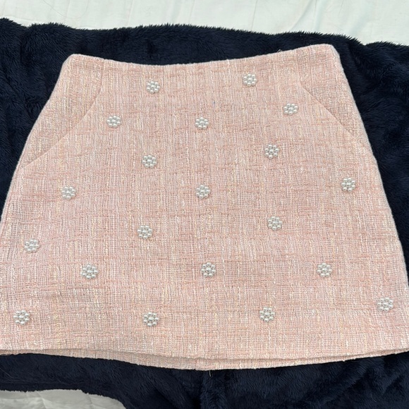 Dresses & Skirts - Elegant Pink Tweed Skirt with Floral Accents